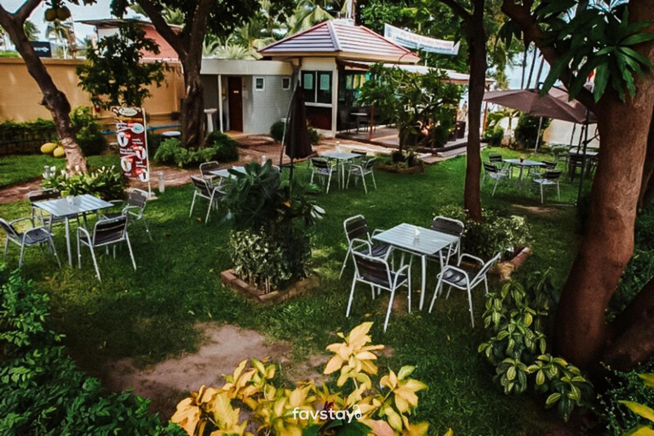 Twin Palms Suites And Residence Pattaya Exterior foto